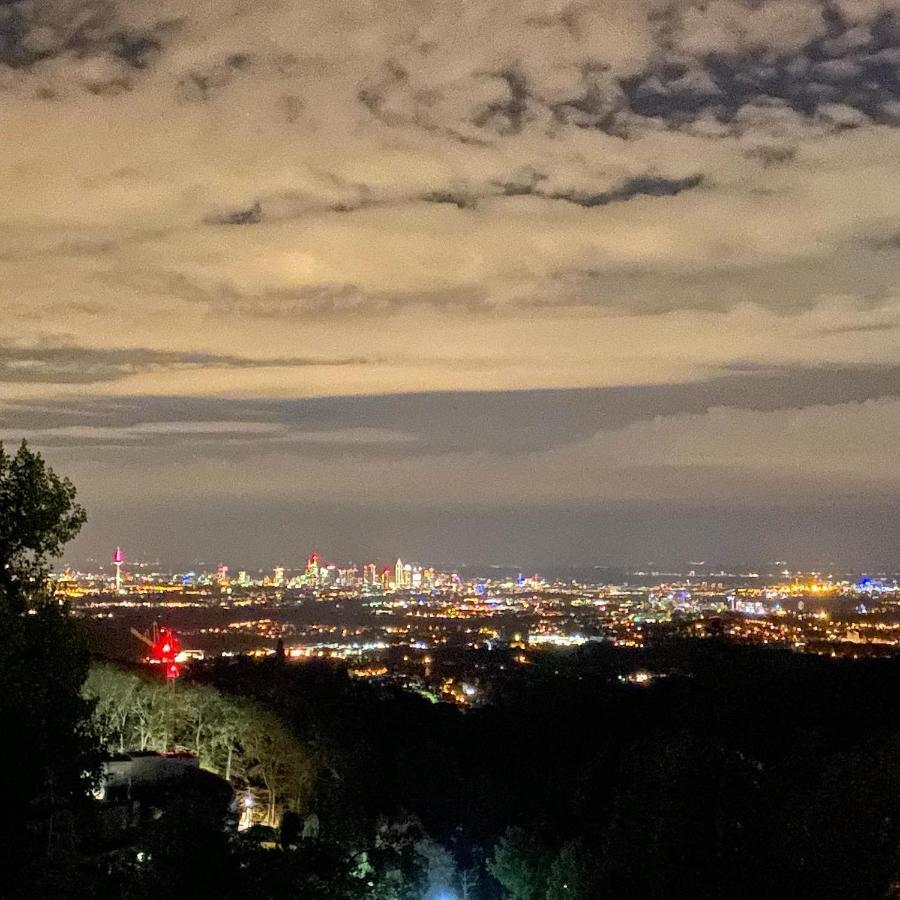 The Beverly Hills Of Frankfurt In Hofheim Penthouse Or Garden Esterno foto