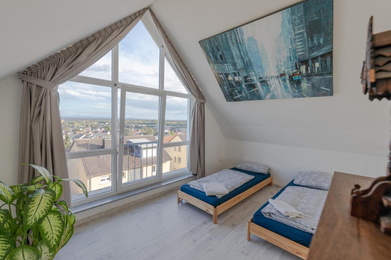 The Beverly Hills Of Frankfurt In Hofheim Penthouse Or Garden Esterno foto