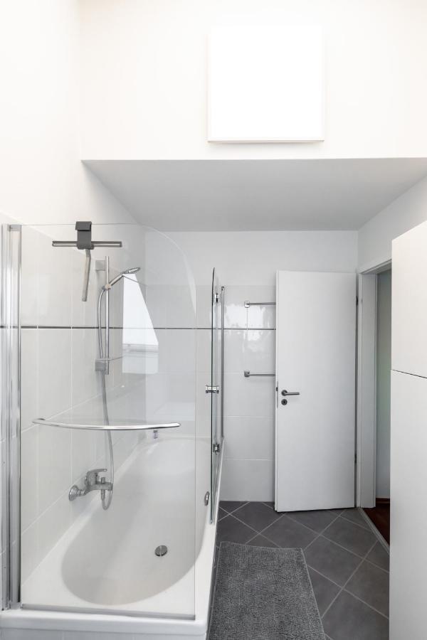 The Beverly Hills Of Frankfurt In Hofheim Penthouse Or Garden Esterno foto