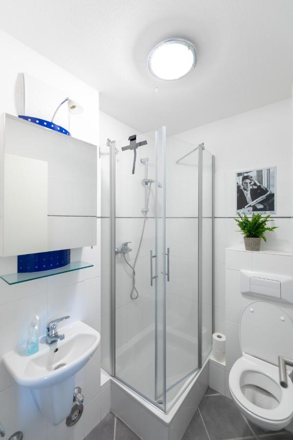 The Beverly Hills Of Frankfurt In Hofheim Penthouse Or Garden Esterno foto
